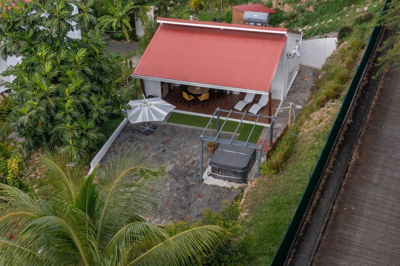 Bungalow Corossol Avec Jacuzzi Villa Le Gosier  Exterior foto